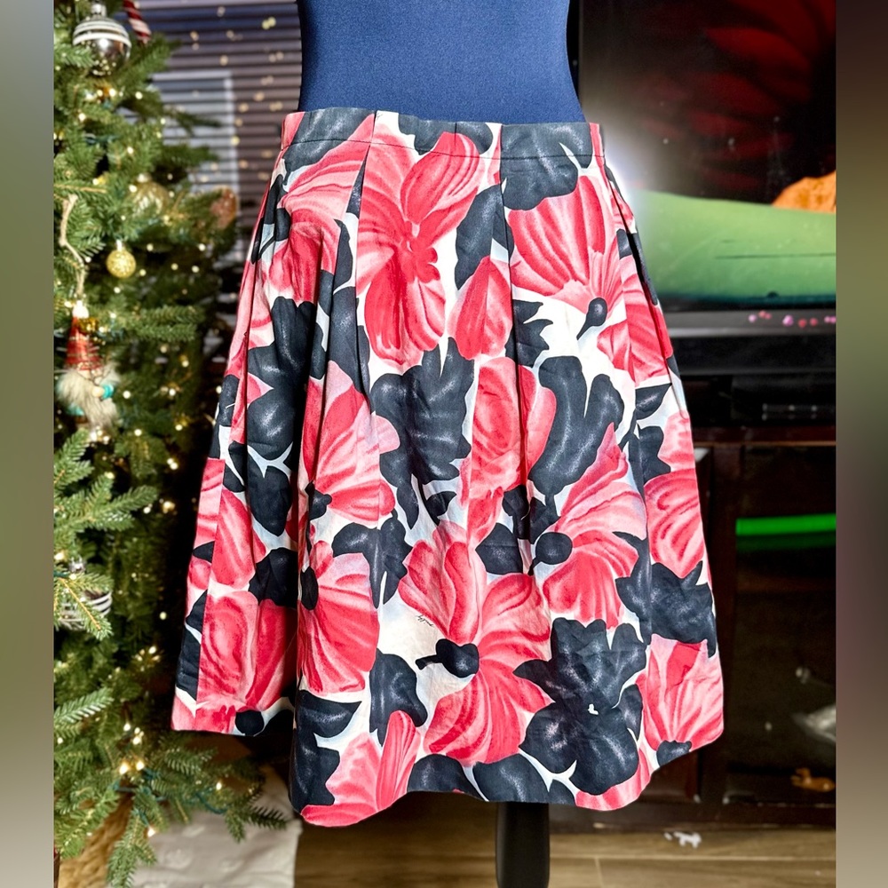 EUC Milly Pink, Black & White Floral Print Midi Wide Pleated Skirt